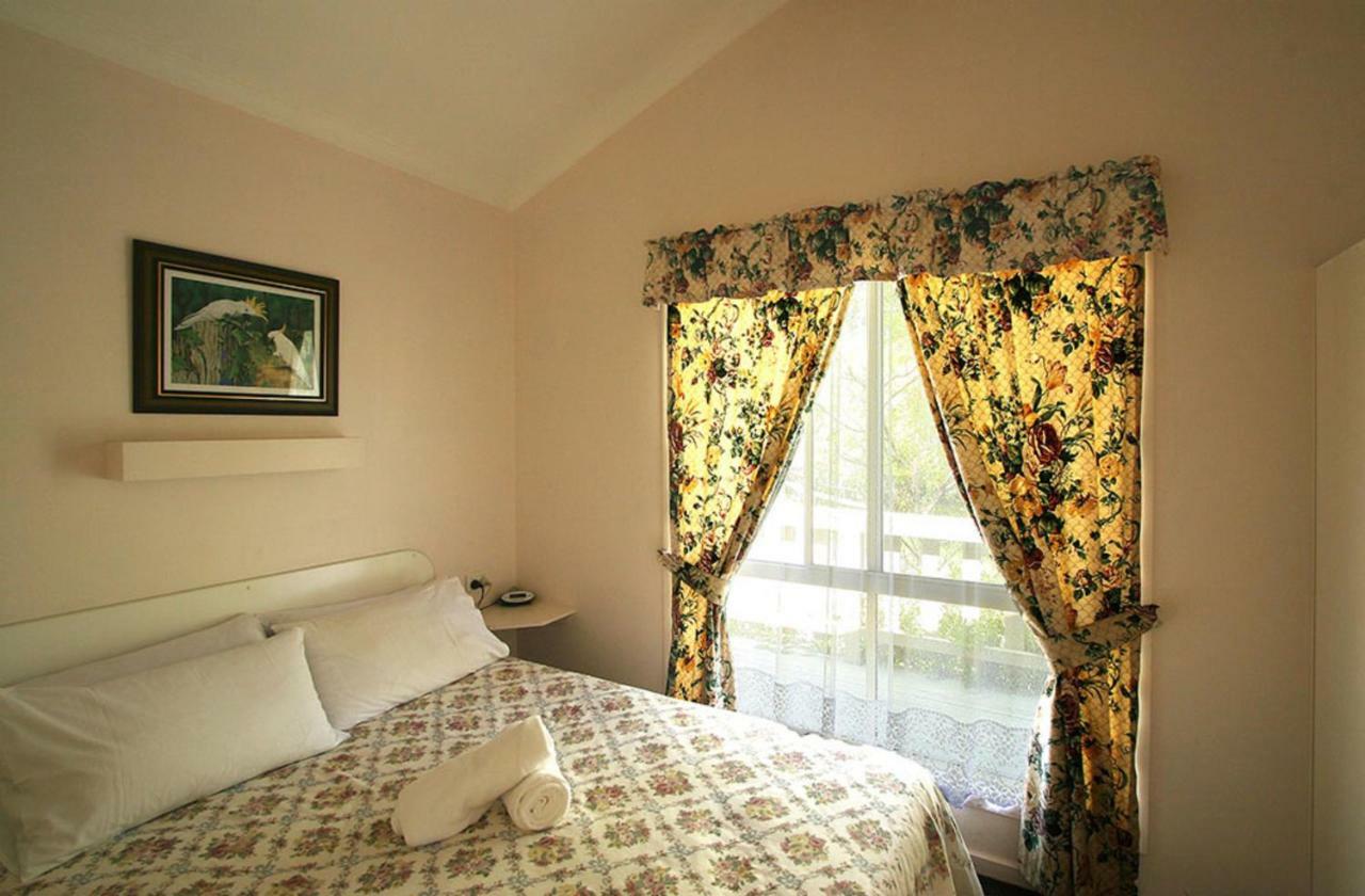Chalet Swisse Spa Malua Bay Екстериор снимка